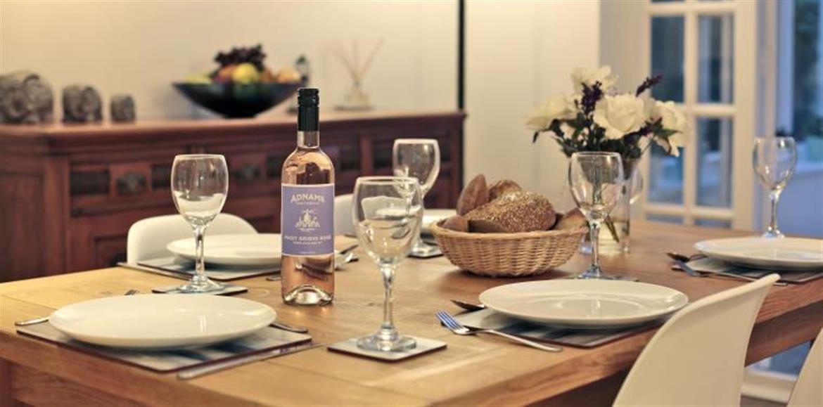 A Welcoming Luxury Holiday Cottage In Southwold Mount View