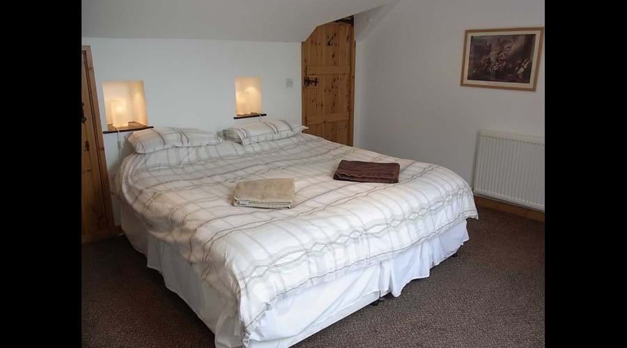 Bedroom - normally arranged as twin singles but can be configured as kingsize double on request