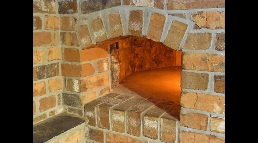 Inglenook oven feature