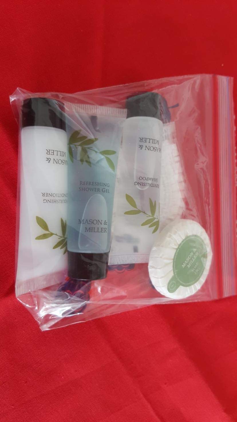 Toiletries pack