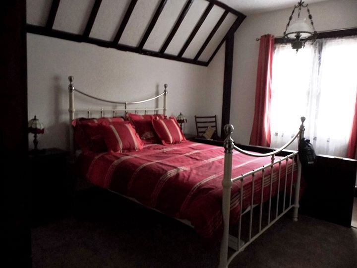 Bedroom one----King Size bed