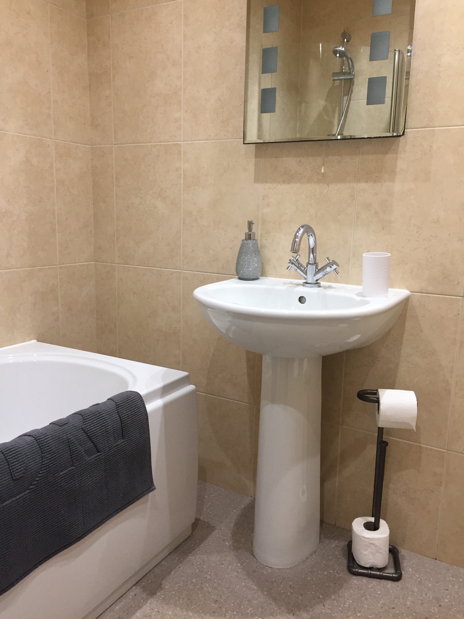 Bathroom/ bath with overhead shower 