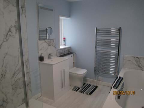Modern bathroom suite