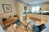 Dining/Kitchen