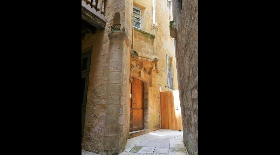 Inward courtyard