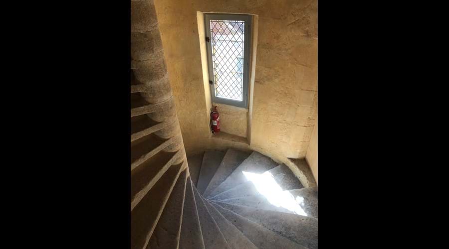 Building staircase