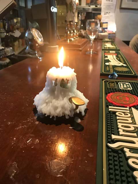 Burning-candle-at-the-george-inn-hubberholme