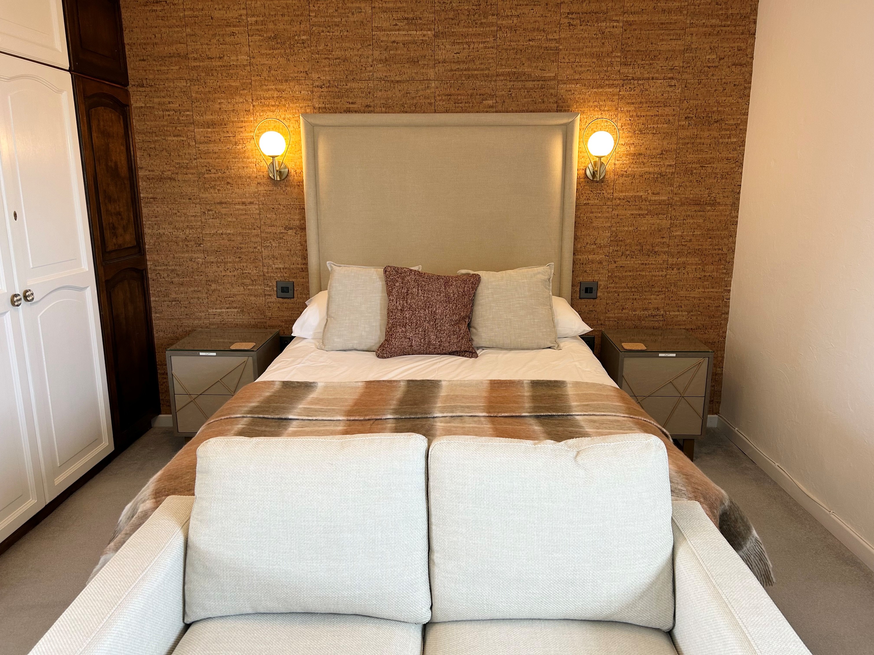 Double bedroom (first floor)