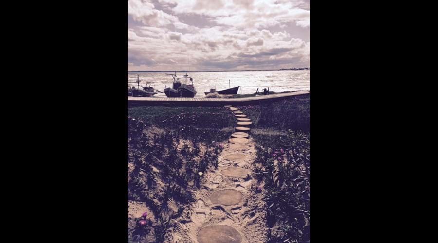 Access to beach
