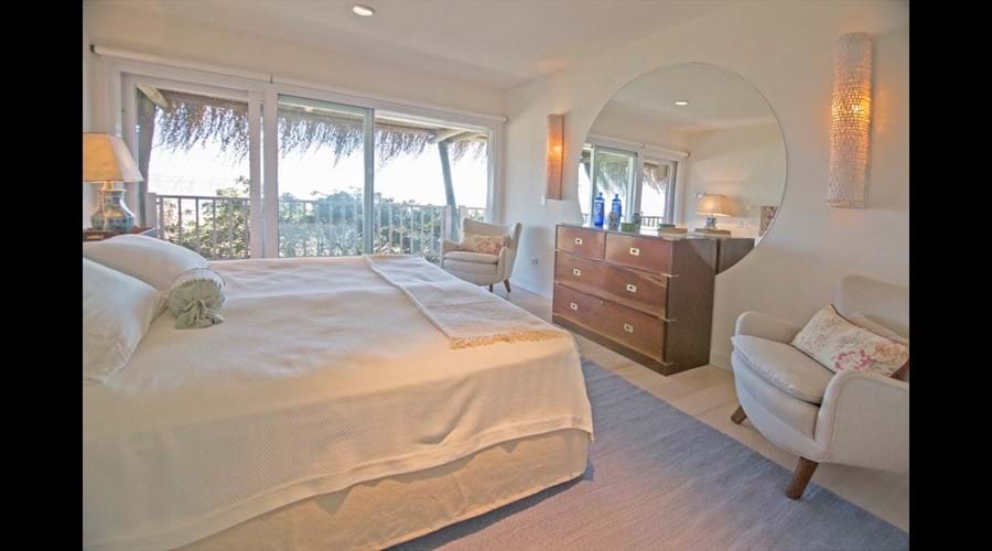 Guest bedroom