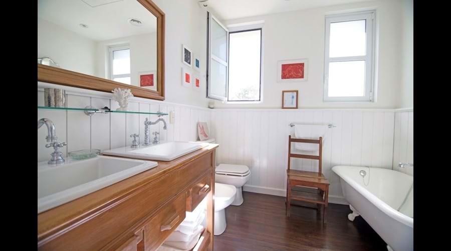 En suite bathroom