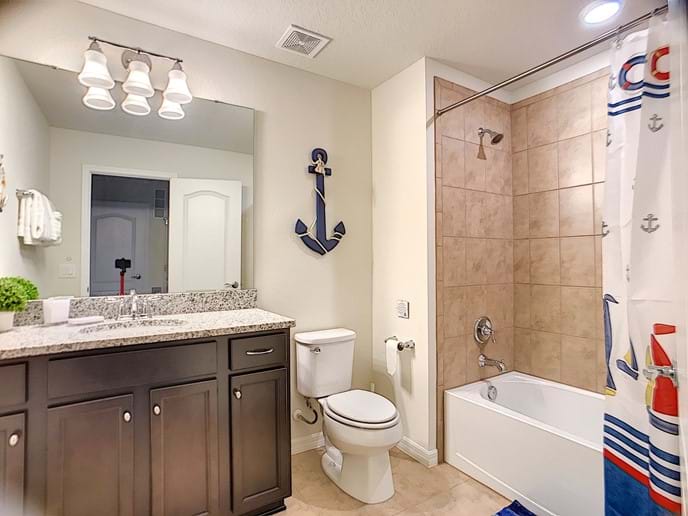 Cruise & Harry Potter Bedroom Bathroom Cruise & Harry Potter Bedroom Bathroom