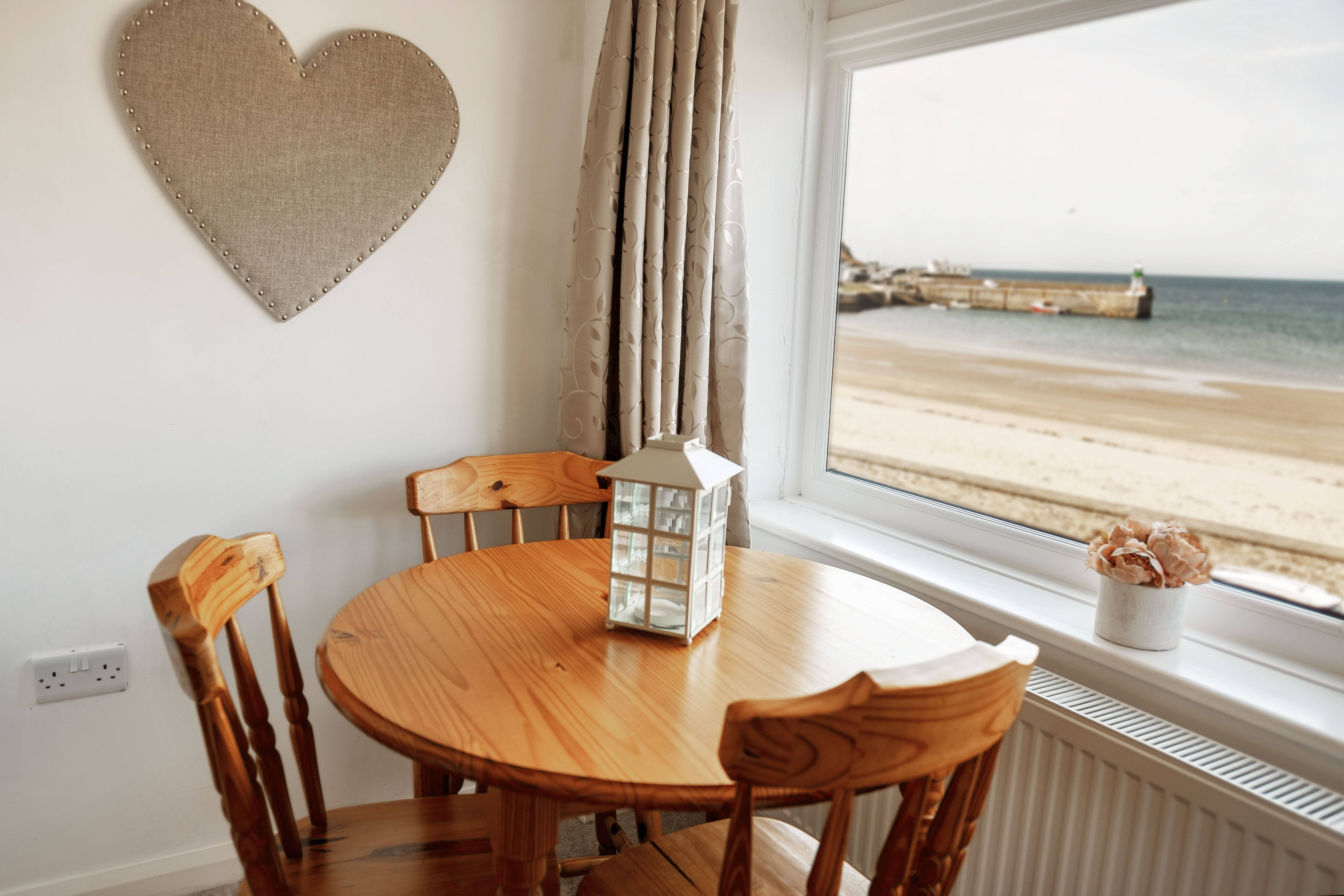Sea side cottage self catering Isle of Man 