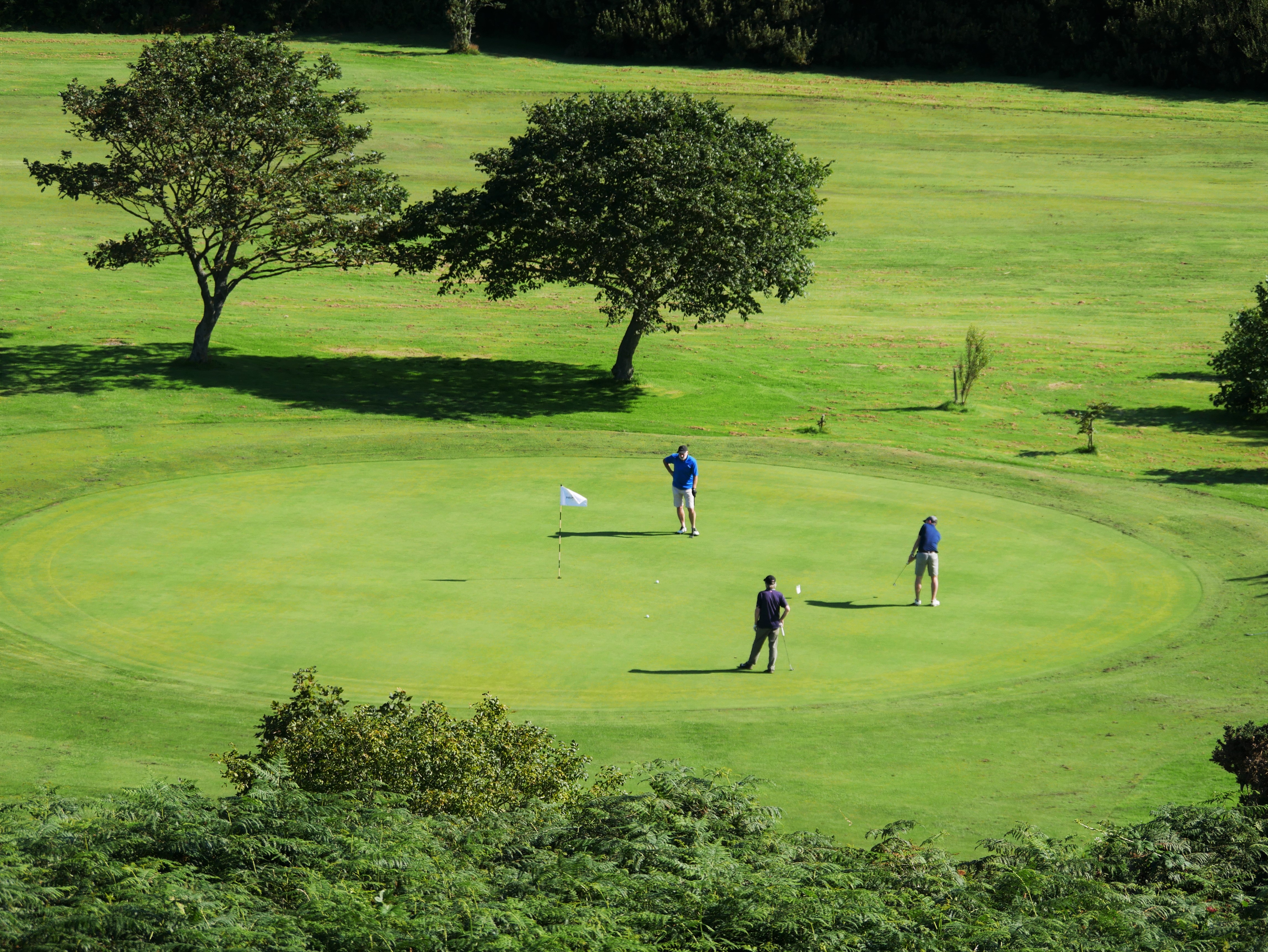 Fancy a golfing holiday? Stay with us and play at Rowany Golf Club in