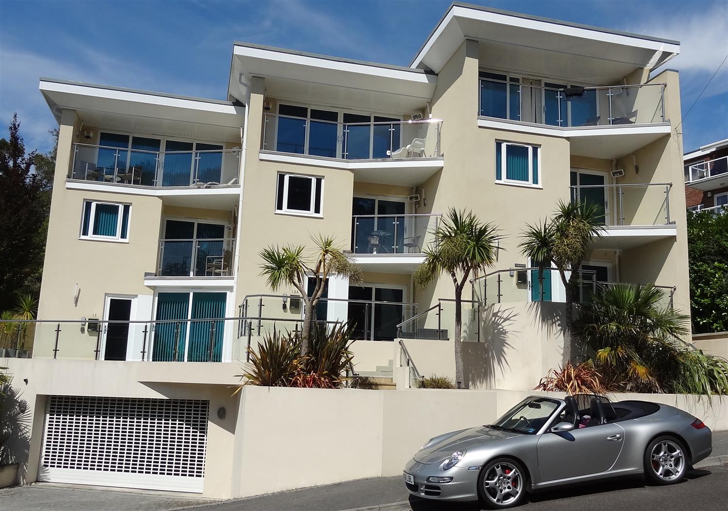 470, 136, 1500, 1052, 3385, 2373