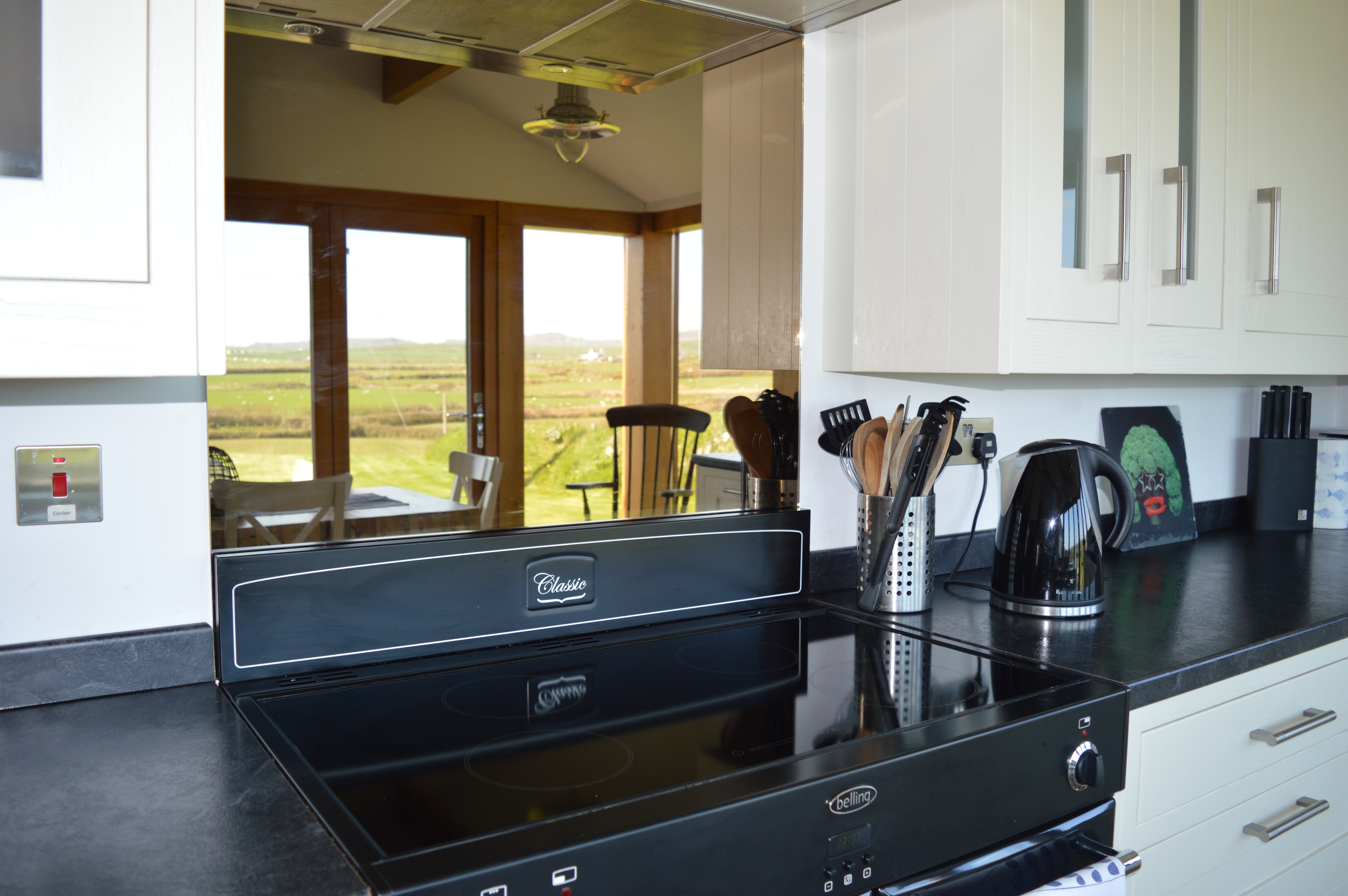 Enjoy the views even while cooking with your back to them!