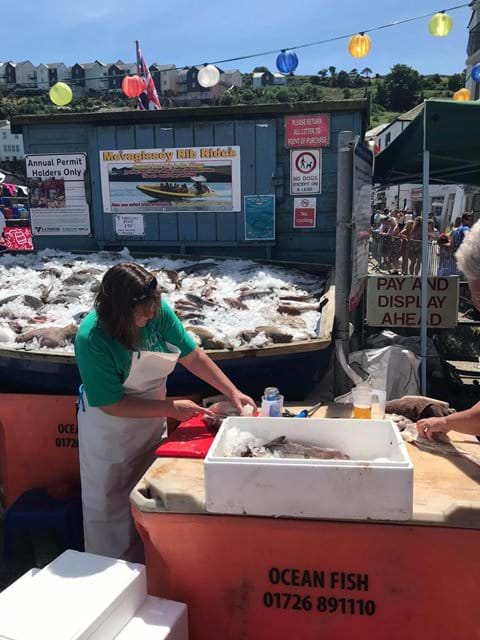 Daily catch being sold on the Harbour