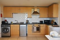 Spacious and well equipped kitchen area