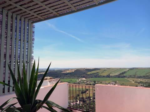 The terrace, with fantastic views, at rental accommodation Casa Vista Castillo in Arcos de la Frontera Photo