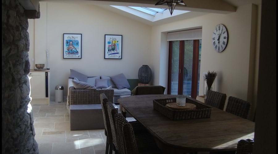 View of dinning area towards the sofas