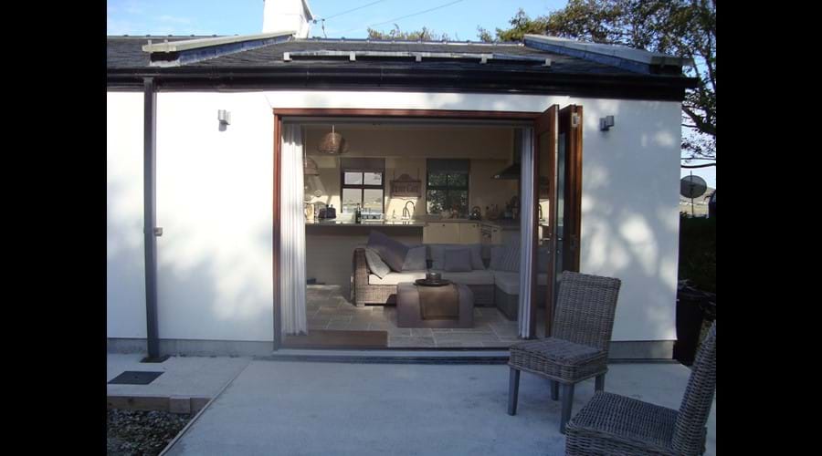 Patio doors view (outside/in)