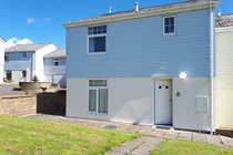 Semi-Detached 4Bed/3Bath Cottage AG35