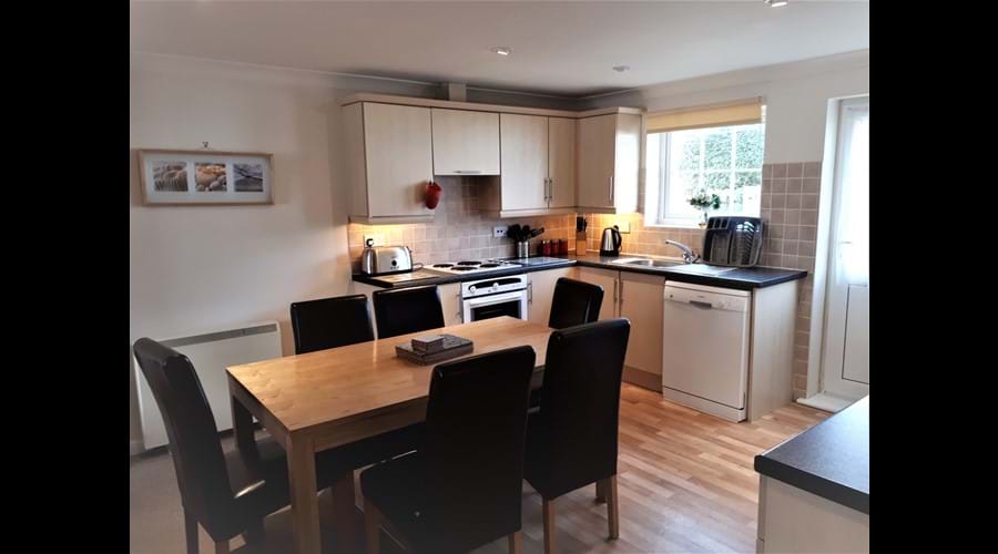 Open Plan Kitchen/Dining Cottage AG35