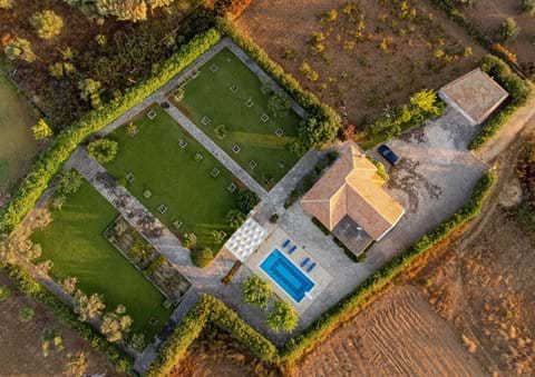 Large Private Plot with Garden and Pool
