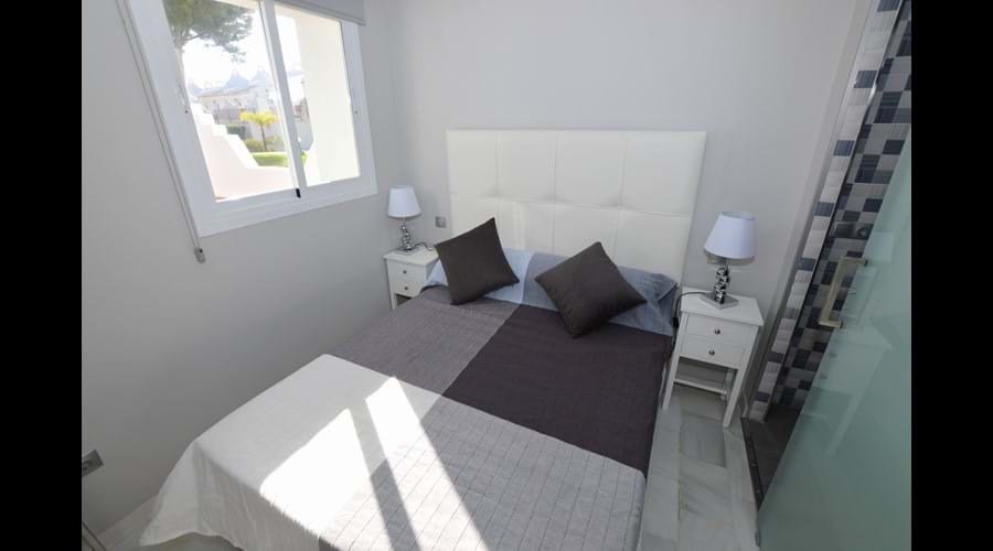 Guest bedroom