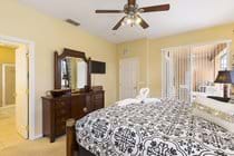 Ground Floor US King Master / Bedroom 1