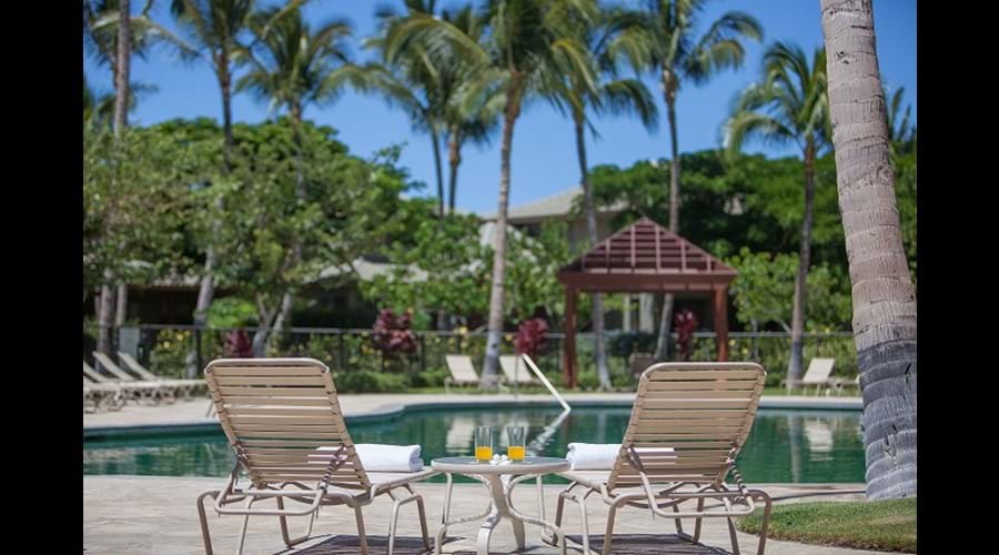 Just a very short stroll to enjoy cocktails by the pool