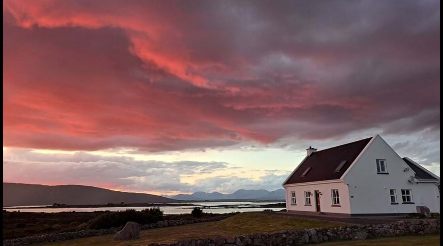 A dramatic sunset over Garafin