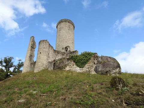 Piégut-Pluviers tower, all that remains after Richard The Lionheart visited the town