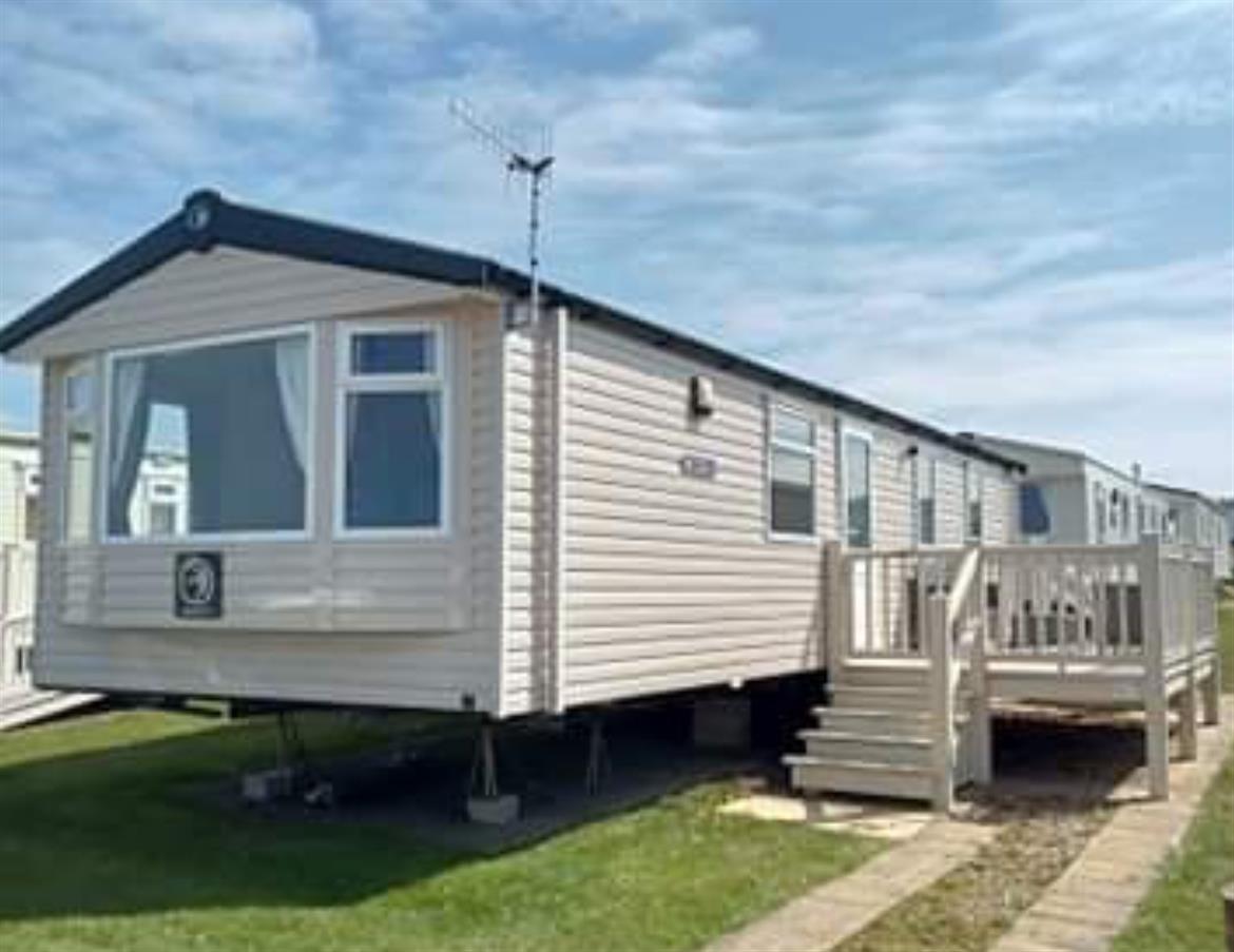 Caravan holidays at Blue Dolphin Thornwick bay Little asby and