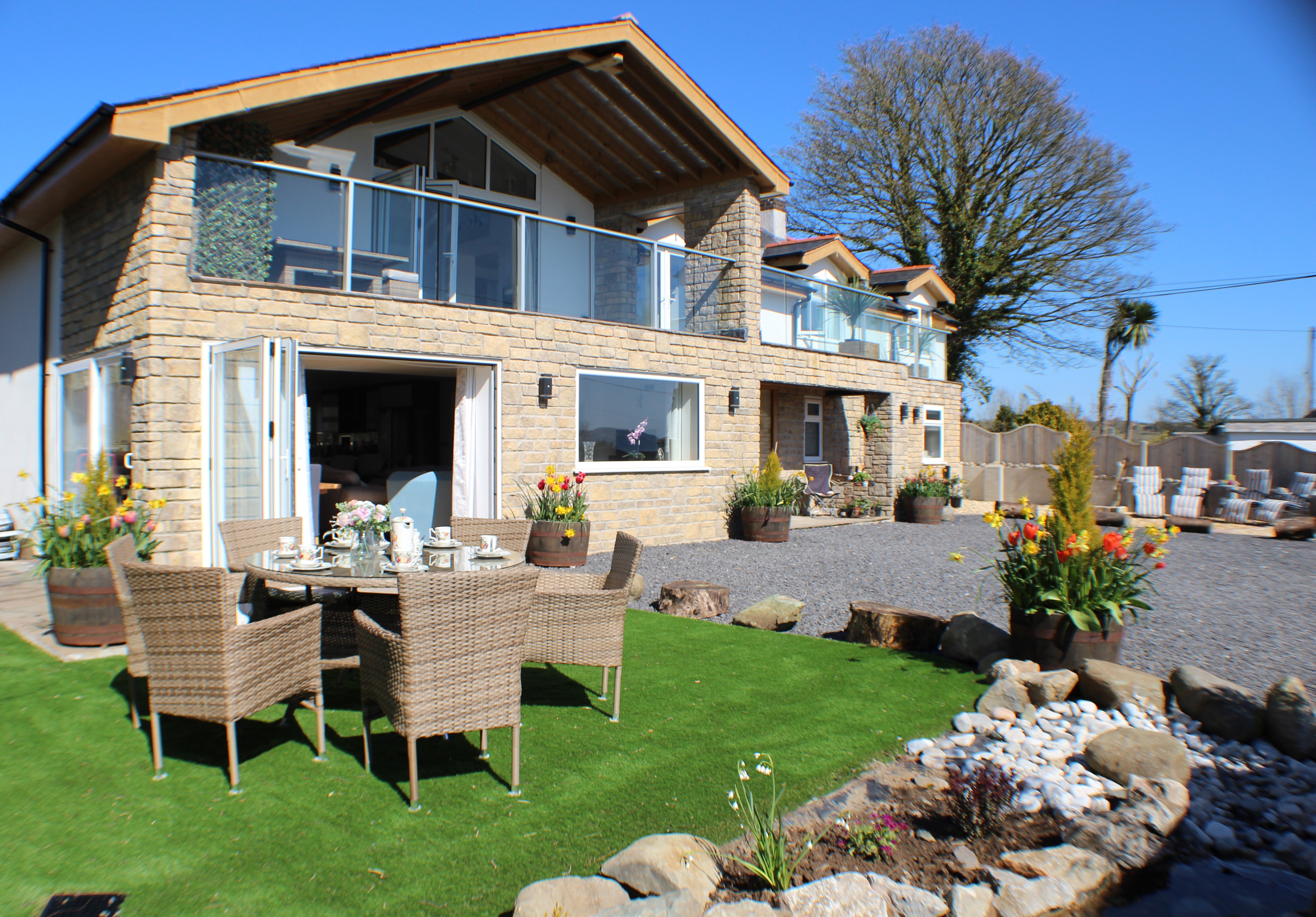 Outdoor Table and Chairs