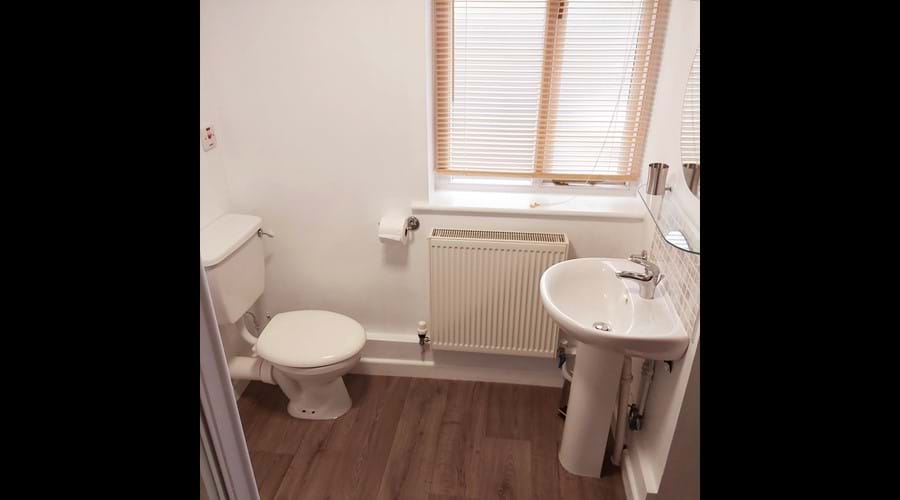Bathroom King en-suite bathroom