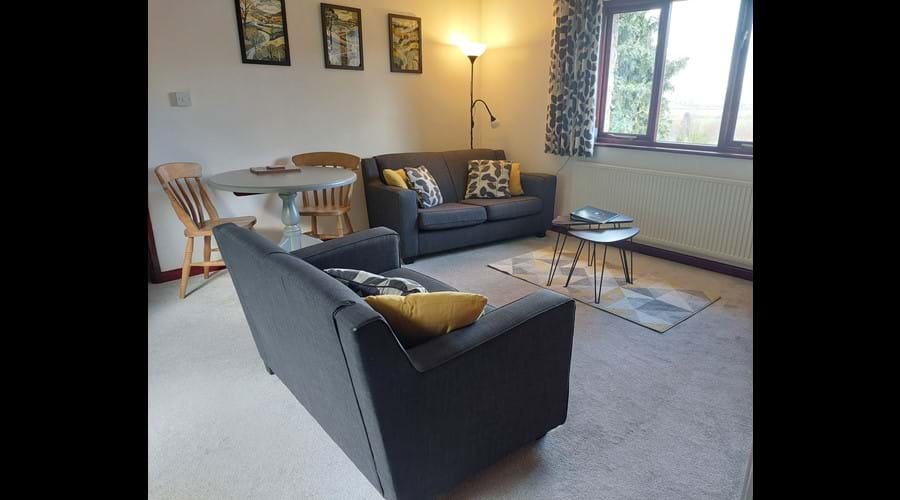 Bedroom Bright dual aspect lounge with far-reaching valley views