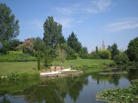 holiday villas with pools france