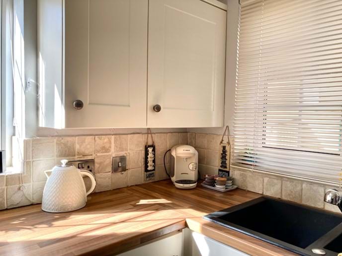 Moulton View Holiday Cottage Kitchen