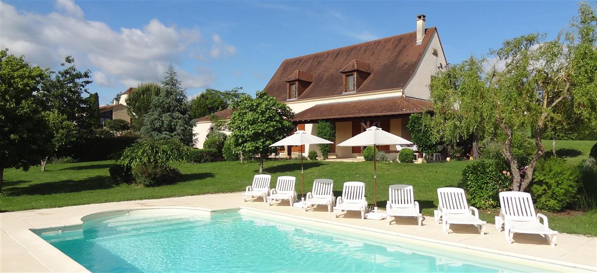 Dordogne Holiday Villa St Julien de Lampon near Sarlat, France Le