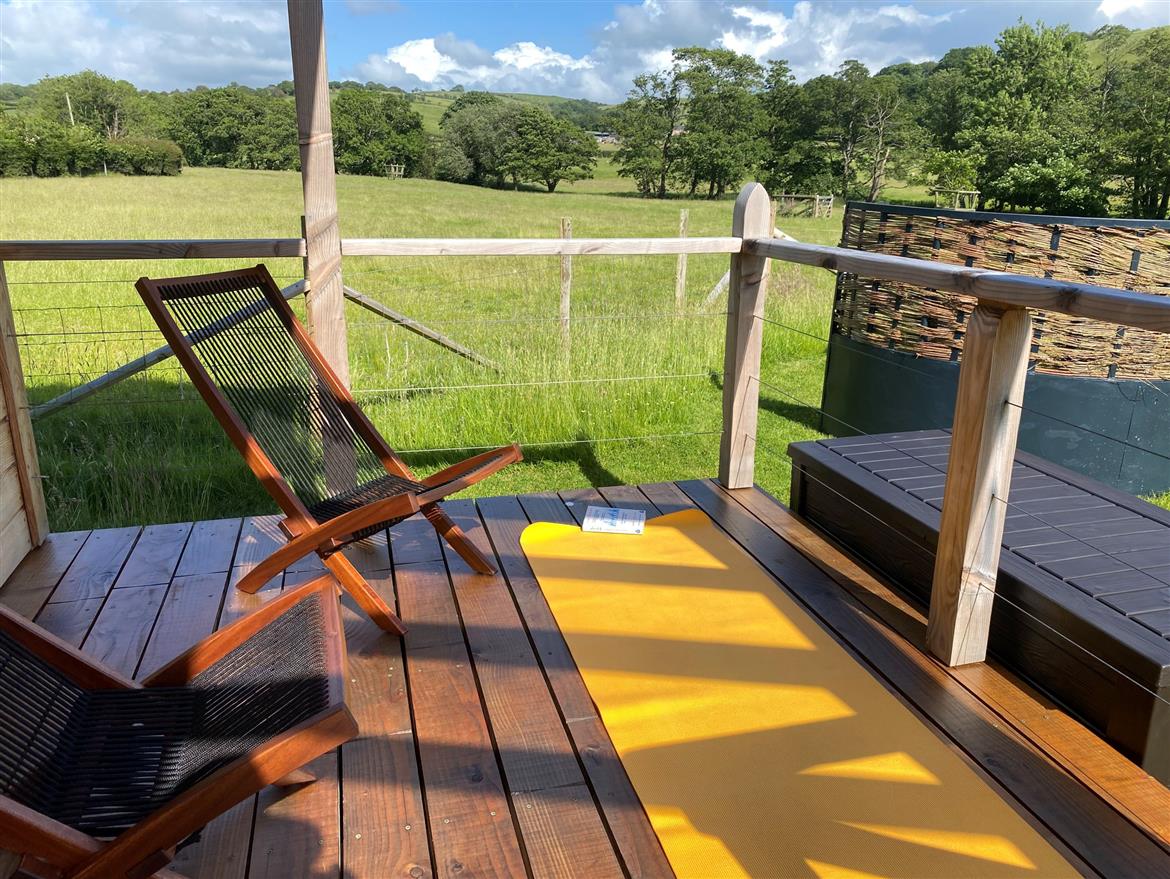 Luxury glamping cabin, Quirky cabin,  Decklife, Verandah Aberystwyth Mid Wales