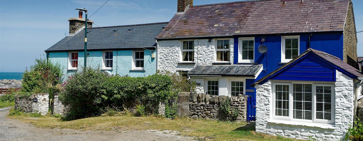 Cardigan bay cottages dog sales friendly