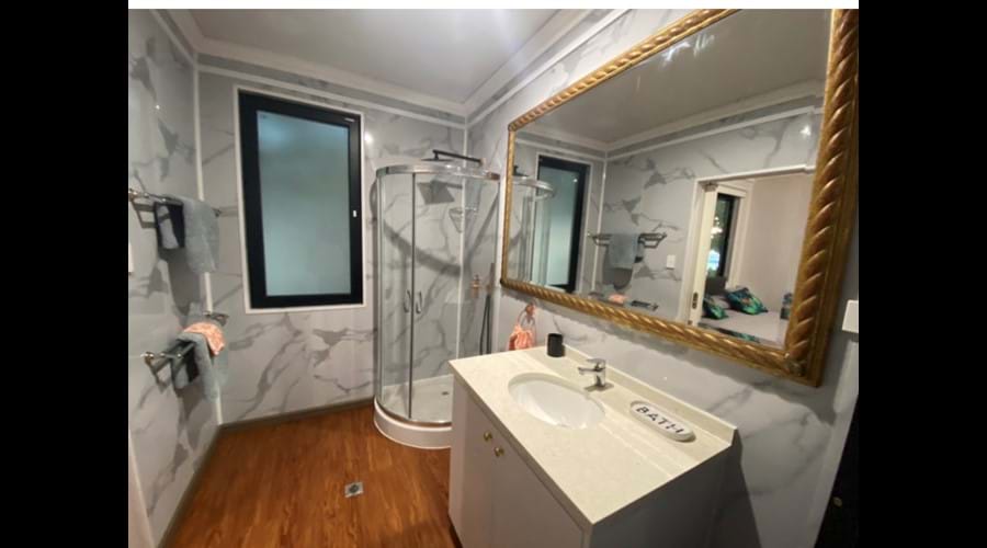 Ensuite to main bedroom Waves Ocean Villa