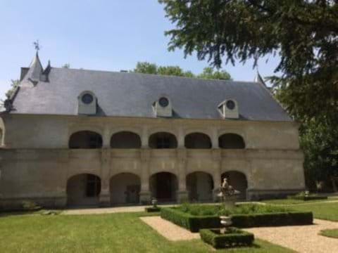Chateau de Dampierre