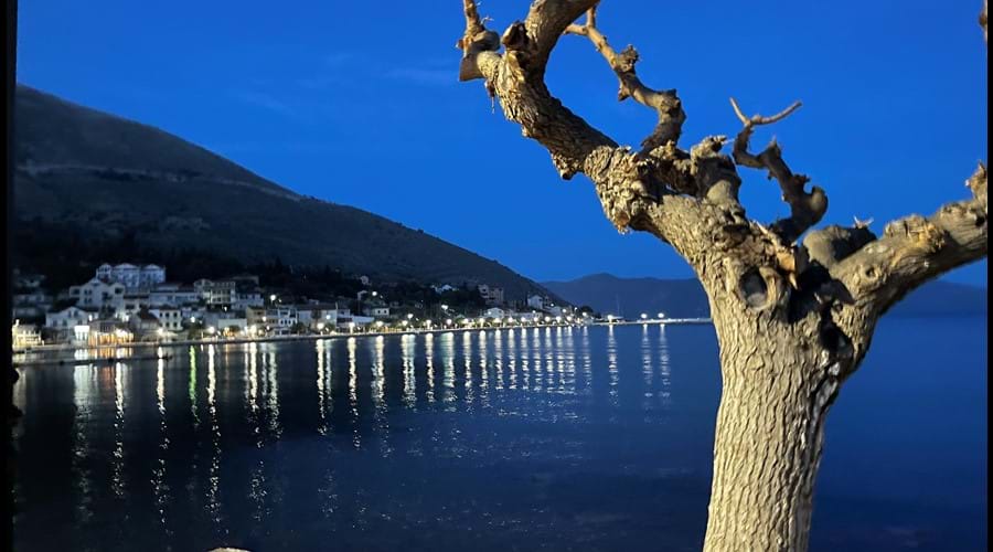 Agia Efimia at night