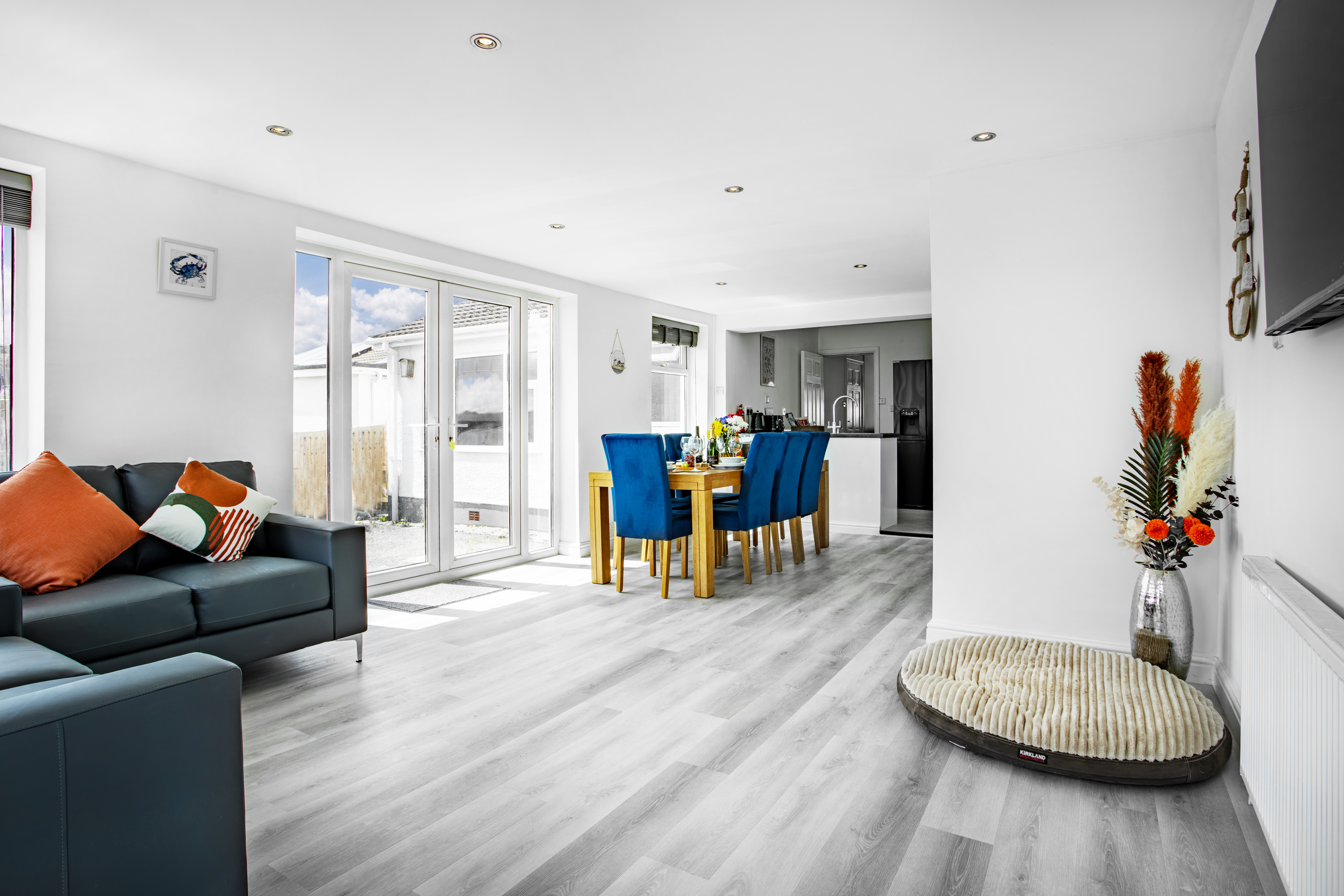 Logo - CartrefNumber64