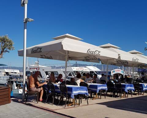 Yiangos & Peter Restaurant - Latsi Harbour 