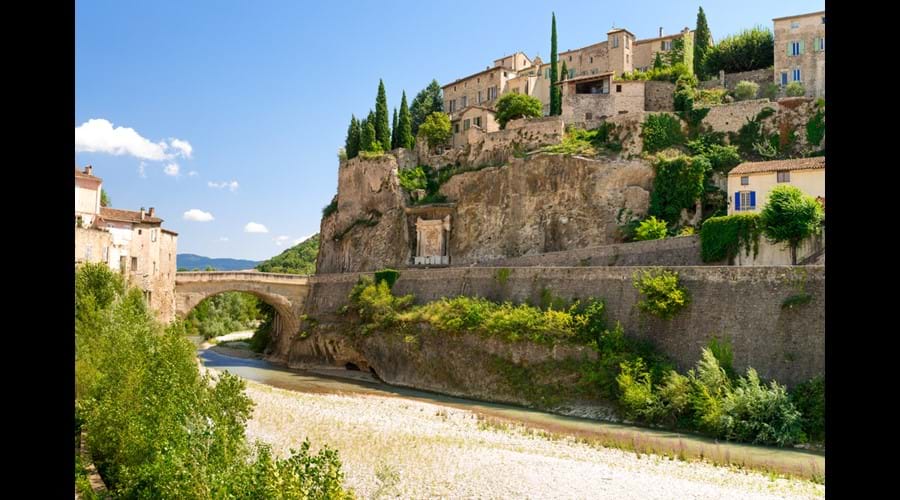 Roman bridge to the upper city