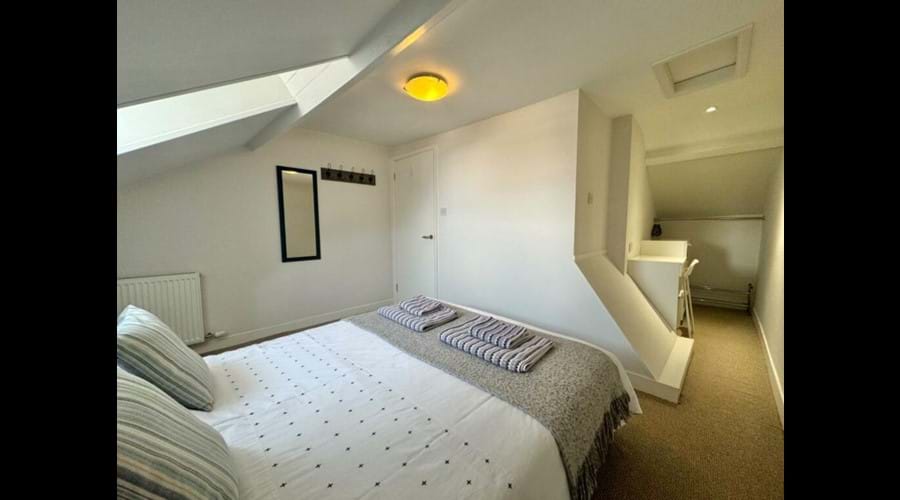 Bedroom 3 (Kingsize bed)