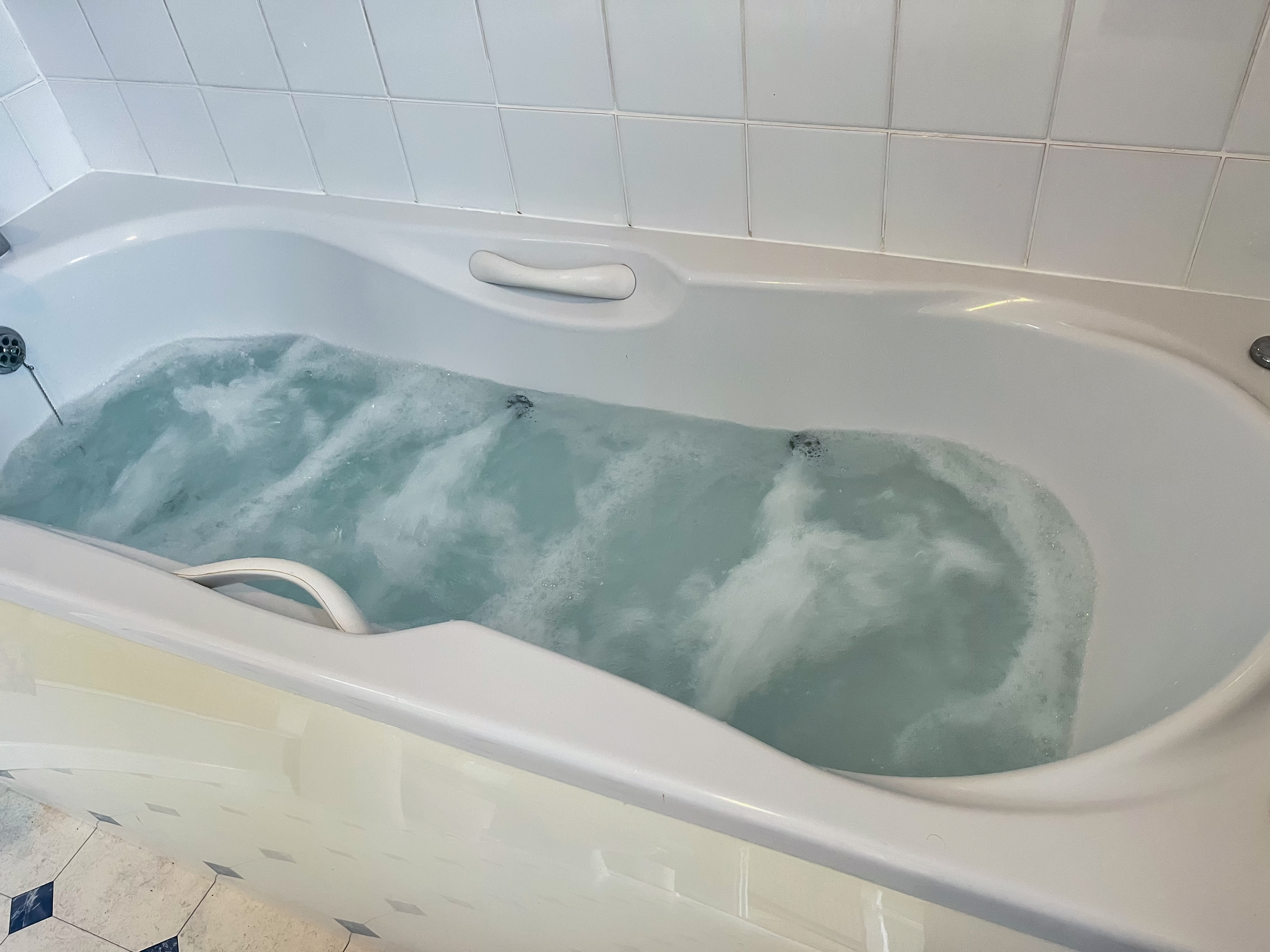 whirlpool bath